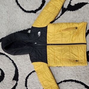 The North Face Reversible Jacket Black and Yellow Hooded Jacket Kids 7/8
